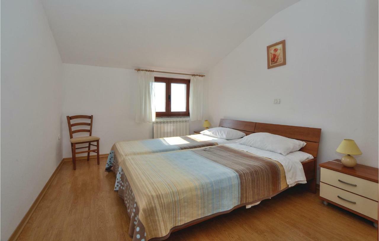 2 Bedroom Amazing Apartment In Порторож Экстерьер фото